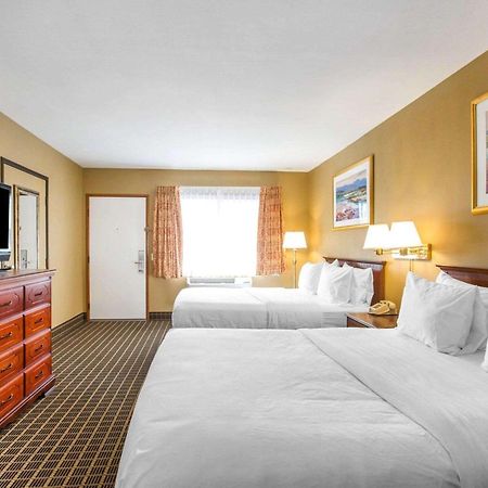 Quality Inn & Suites Westminster Seal Beach Eksteriør bilde