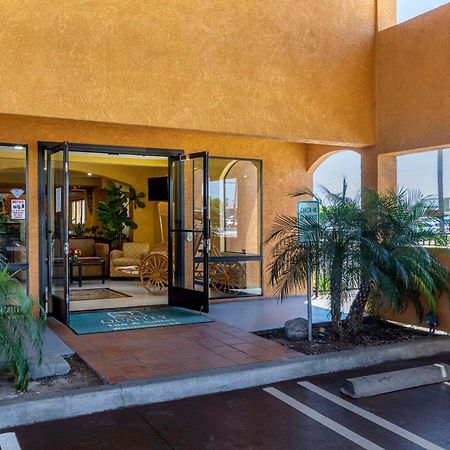 Quality Inn & Suites Westminster Seal Beach Eksteriør bilde