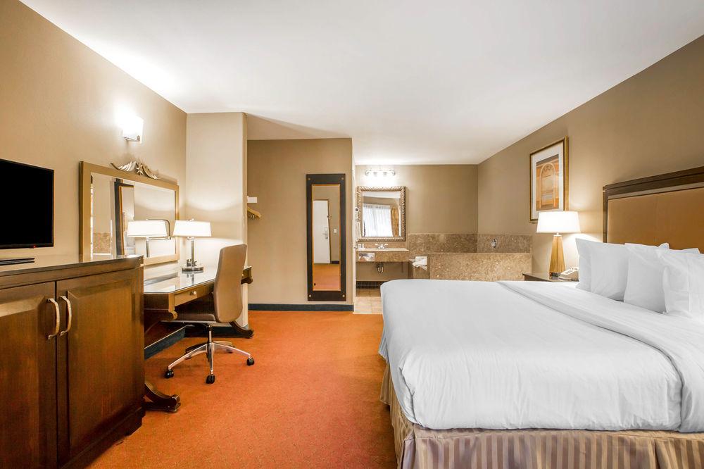 Quality Inn & Suites Westminster Seal Beach Eksteriør bilde