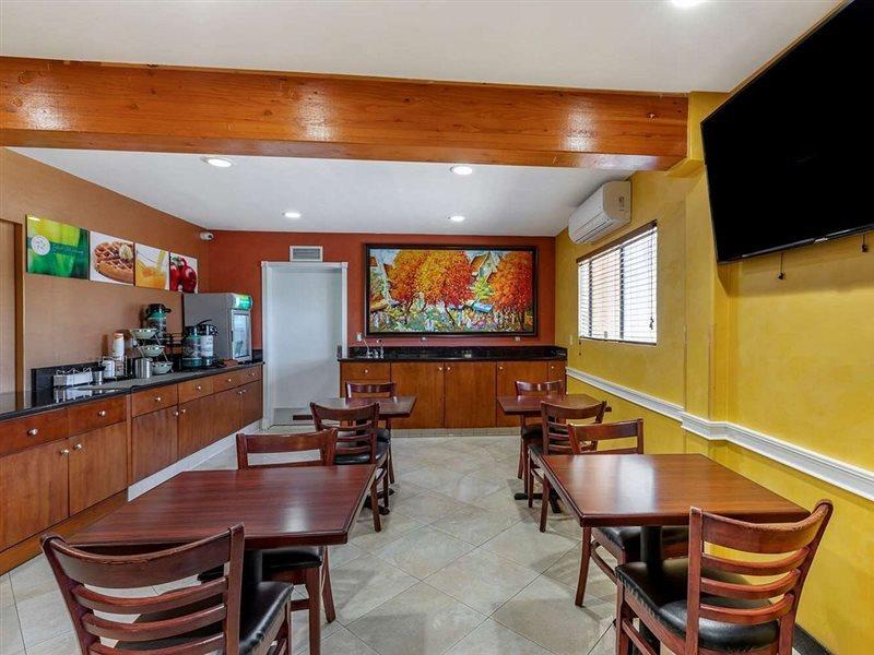 Quality Inn & Suites Westminster Seal Beach Eksteriør bilde