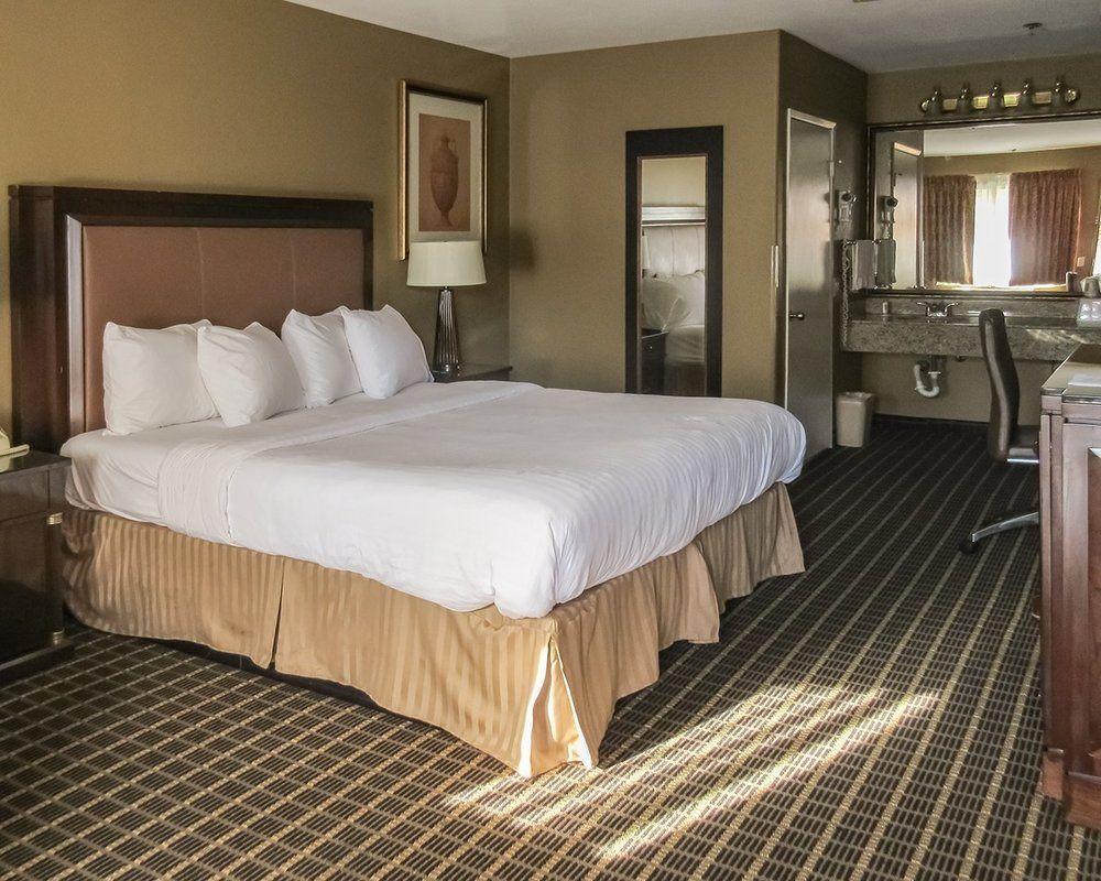 Quality Inn & Suites Westminster Seal Beach Eksteriør bilde