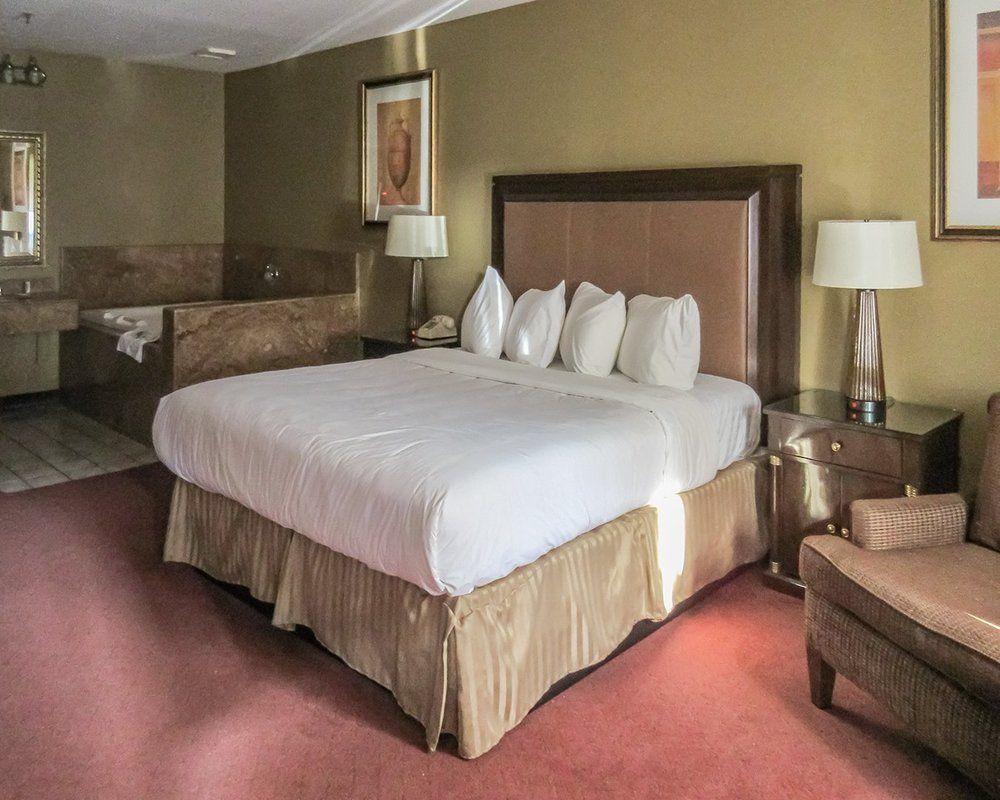 Quality Inn & Suites Westminster Seal Beach Eksteriør bilde
